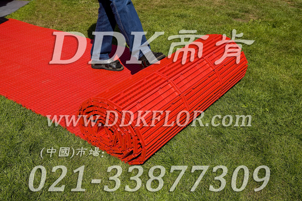 紅色（2）_戶(hù)外活動(dòng)草坪地面保護材料樣板圖片,帝肯(DDK)_7000_222（草坪保護材料）效果圖，草坪保護板,草坪保護墊,草坪專(zhuān)用蓋板,草坪地板
