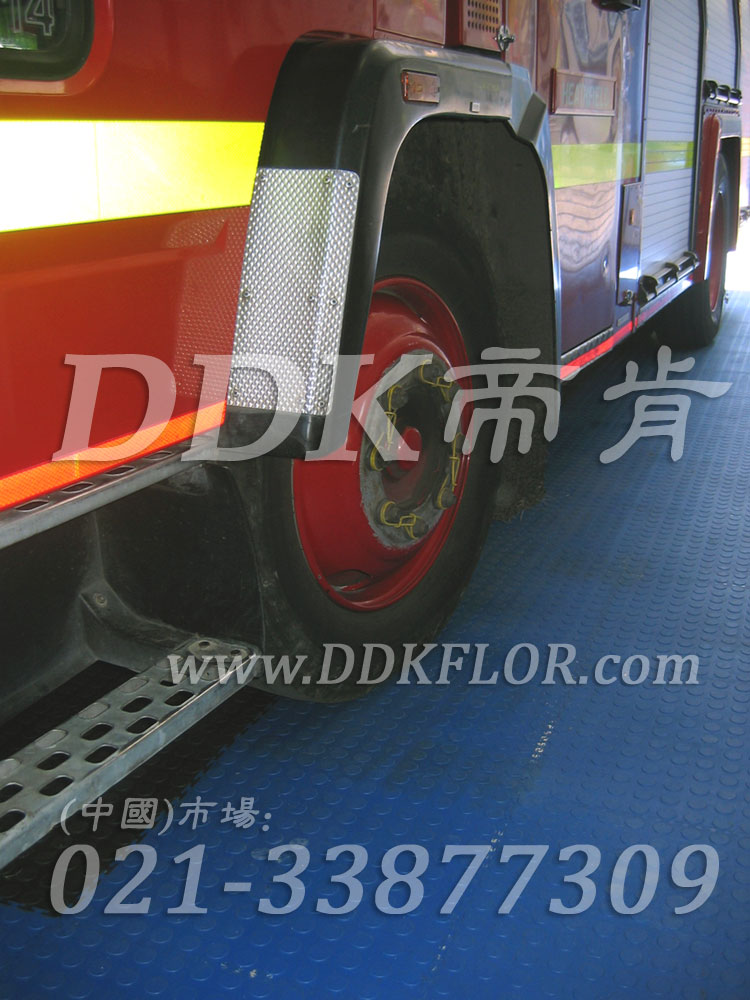 地下室車(chē)庫地坪地面做法材料（1）_藍色樣板圖片,帝肯(DDK)_2000_C618（地下車(chē)庫地面材料）效果圖,車(chē)庫pvc地板,車(chē)庫地坪,車(chē)庫地板,車(chē)庫地墊,車(chē)庫地膠,車(chē)庫塑料地毯,車(chē)庫塑膠地板,車(chē)庫防滑墊