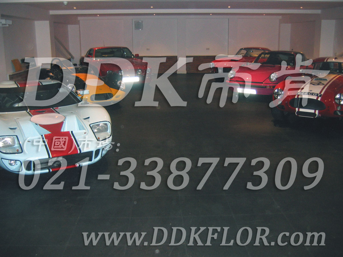 地下室車(chē)庫地坪地面做法材料（3）_深灰色平板樣板圖片,帝肯(DDK)_2000_C618（地下車(chē)庫地面材料）效果圖,車(chē)庫pvc地板,車(chē)庫地坪,車(chē)庫地板,車(chē)庫地墊,車(chē)庫地膠,車(chē)庫塑料地毯,車(chē)庫塑膠地板,車(chē)庫防滑墊
