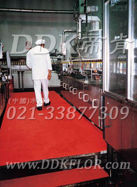 紅色_工業(yè)地面耐油防滑毯(1)樣板圖片,帝肯(DDK)_1900_9979(工業(yè)地面鋪地材料)效果圖 紅色_工業(yè)地面耐油防滑毯(1)樣板圖片,帝肯(DDK)_1900_9979(工業(yè)地面鋪地材料)效果圖,工業(yè)地墊,工業(yè)地板膠,工業(yè)地板革,工業(yè)地毯,工業(yè)地膠,工業(yè)塑料地毯,工業(yè)塑膠地板,工業(yè)抗疲勞地墊,工業(yè)抗疲勞防滑墊,工業(yè)橡膠地板,工業(yè)用格柵地墊,工業(yè)耐油地墊,工業(yè)走道地墊,工業(yè)防滑地墊,工業(yè)防滑地毯,工業(yè)防滑墊,工廠(chǎng)地墊,工廠(chǎng)地板膠,工廠(chǎng)地毯,工廠(chǎng)地膠,工廠(chǎng)塑膠地板,工廠(chǎng)用橡膠地墊,工廠(chǎng)走道地墊,工廠(chǎng)用塑料地板,工廠(chǎng)車(chē)間地板革,工廠(chǎng)車(chē)間地膠,工廠(chǎng)防滑地墊,工廠(chǎng)防滑墊,帶孔防滑墊,多孔防滑地墊,多孔橡膠墊,耐油工業(yè)橡膠墊,車(chē)間地墊,車(chē)間防滑地墊,車(chē)間防滑墊,車(chē)間地面膠皮,車(chē)間地膠墊,車(chē)間地毯,車(chē)間塑料防滑墊,車(chē)間塑膠地板,抗疲勞地毯,抗疲勞墊,抗疲勞腳墊,疏水型抗疲勞地墊,經(jīng)濟型抗疲勞地墊,防疲勞墊,防疲勞地膠,防疲勞地毯,防疲勞地墊,防疲勞腳墊,廠(chǎng)房防滑地膠,廠(chǎng)房地板材料,廠(chǎng)房地膠,廠(chǎng)房地毯,z字型疏水墊,疏水防滑墊,漏水橡膠墊,漏水地膠,漏水防滑墊,耐油耐水地墊,茶水間防滑地墊,防水地毯,透水地墊,透水地板膠墊,隔水材料,疏水地毯,疏水地席