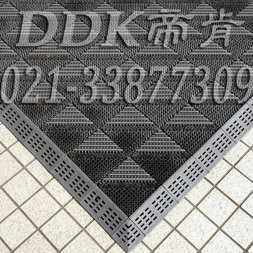 高級商用進(jìn)門(mén)腳墊（22）樣板圖片,帝肯(DDK)_900_9000（LOTO|力拓）效果圖,三合一門(mén)口毯,三合一門(mén)墊,刮泥門(mén)墊,塑料門(mén)墊,大門(mén)腳墊,塑膠門(mén)墊,嵌入式門(mén)墊,廣告門(mén)墊,模塊拼接式門(mén)墊,橡膠門(mén)墊,腳墊門(mén)墊,自動(dòng)門(mén)地墊,進(jìn)門(mén)地墊,進(jìn)門(mén)腳墊,門(mén)前地墊,門(mén)前墊,門(mén)前毯,門(mén)前腳墊,門(mén)廳地墊,門(mén)廳地毯,門(mén)廳腳墊,門(mén)廳除塵地墊,門(mén)口地墊,門(mén)口地毯,門(mén)口地面除塵刷,門(mén)口腳墊,門(mén)口腳踏墊,門(mén)口防塵地墊,門(mén)墊地毯,門(mén)墊地墊,門(mén)墊,門(mén)口除塵地墊,門(mén)口防滑墊,門(mén)口防滑地膠,門(mén)口防滑地墊,門(mén)口防塵墊,門(mén)口防塵地毯,防滑門(mén)墊,除塵門(mén)墊,除雪門(mén)墊,防塵門(mén)墊,pvc拼接式除塵墊,三合一防塵地墊,三合一防塵墊,三合一除塵墊,入口防塵地墊,刮泥除塵地墊,吸水吸塵地墊,防塵地墊,防塵地毯,防塵地膠墊,防塵墊,防塵防污地墊,防塵防滑地墊,除塵地墊,防滑除塵地墊,除塵腳墊,除塵墊,除塵地膠,除塵地毯,刮泥地墊,入口防水地墊,入口防滑墊,出入口地墊,PVC拼接地墊,室外拼接地墊,拼裝地墊,拼接式防滑墊,拼接式地墊,拼裝地膠,組合式地墊,模塊地墊
