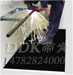 工廠(chǎng)電焊車(chē)間有什么方法保護地板瓷磚？可以墊什么嗎？