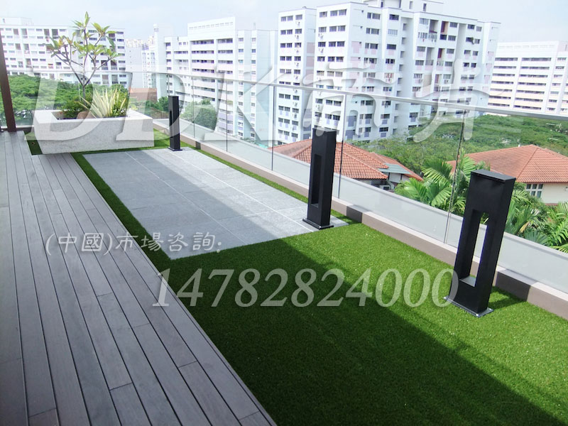【室外平臺地面鋪設什么好】室外平臺鋪設用草坪地毯樣板圖片,帝肯(DDK)_6200(Green|歌林)效果圖 【室外平臺地面鋪設什么好】室外平臺鋪設用草坪地毯樣板圖片,帝肯(DDK)_6200(Green|歌林)效果圖,草坪地毯,仿真草坪,露臺草坪,露臺地面裝修,頂樓露臺裝修,室外露臺裝修,別墅陽(yáng)臺裝修