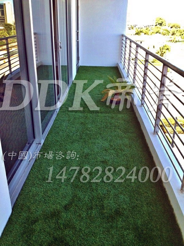 【家裝陽(yáng)臺地面材料】綠色草皮家裝陽(yáng)臺地面材料樣板圖片,帝肯(DDK)_6200（Green|歌林）效果圖，別墅陽(yáng)臺裝修,別墅陽(yáng)臺地板,室外陽(yáng)臺地板,戶(hù)外塑料草坪