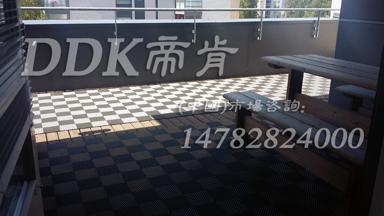 樓頂露臺地面鋪材料，室外房頂露臺地面材料
